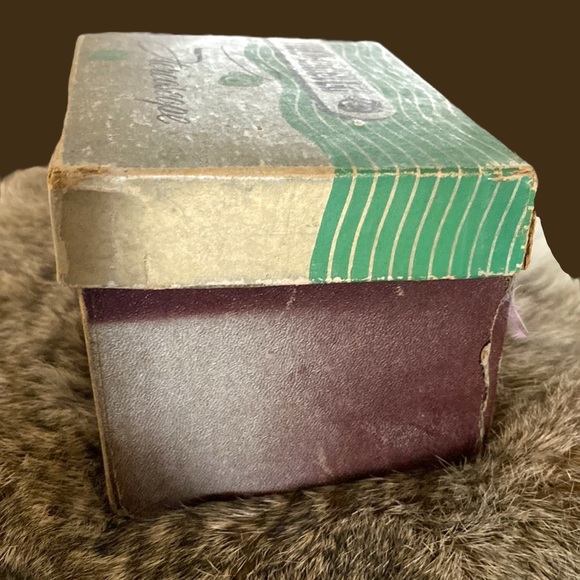 VIEW-MASTER Antique 1950’s Stereoscope with Alice in Wonderland Reel - Picture 5 of 17